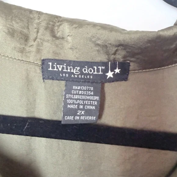 Living Dolls Olive Green Oversized Tunic Blouse‎ (A) - Picture 3 of 4